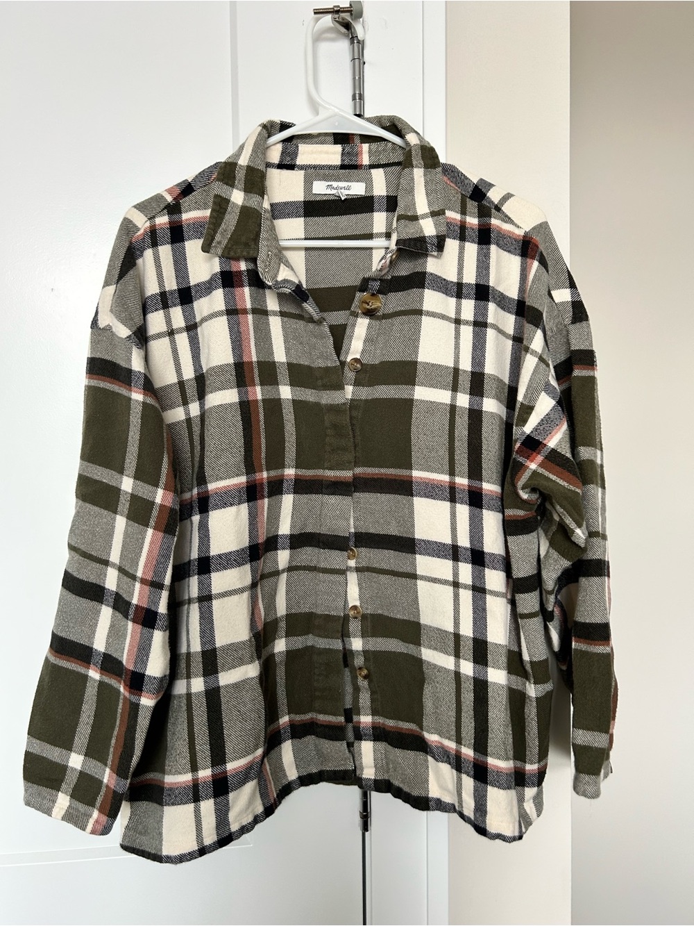 Madewell Long Sleeve Flannel Button Down Collared Shirt